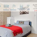 3 Bed - Near District בית נופש